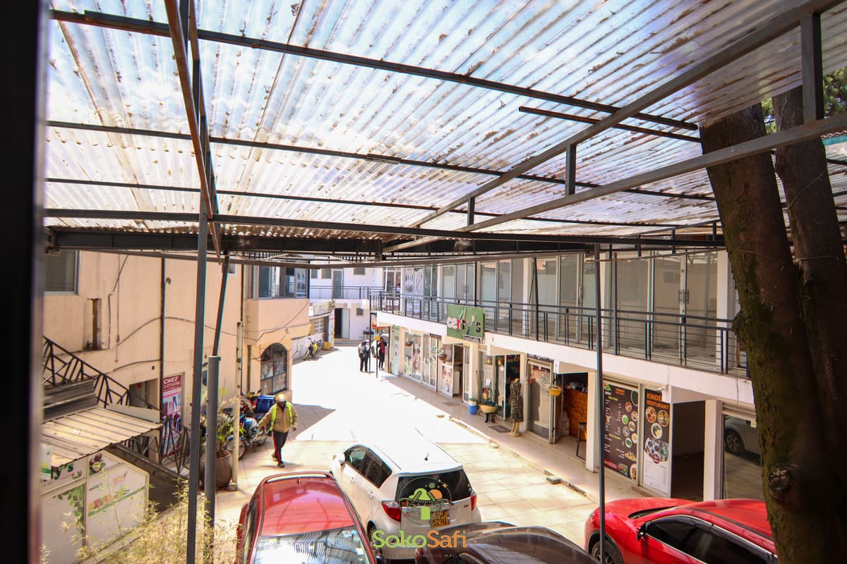 Soko Safi - Your Neighborhood Mall